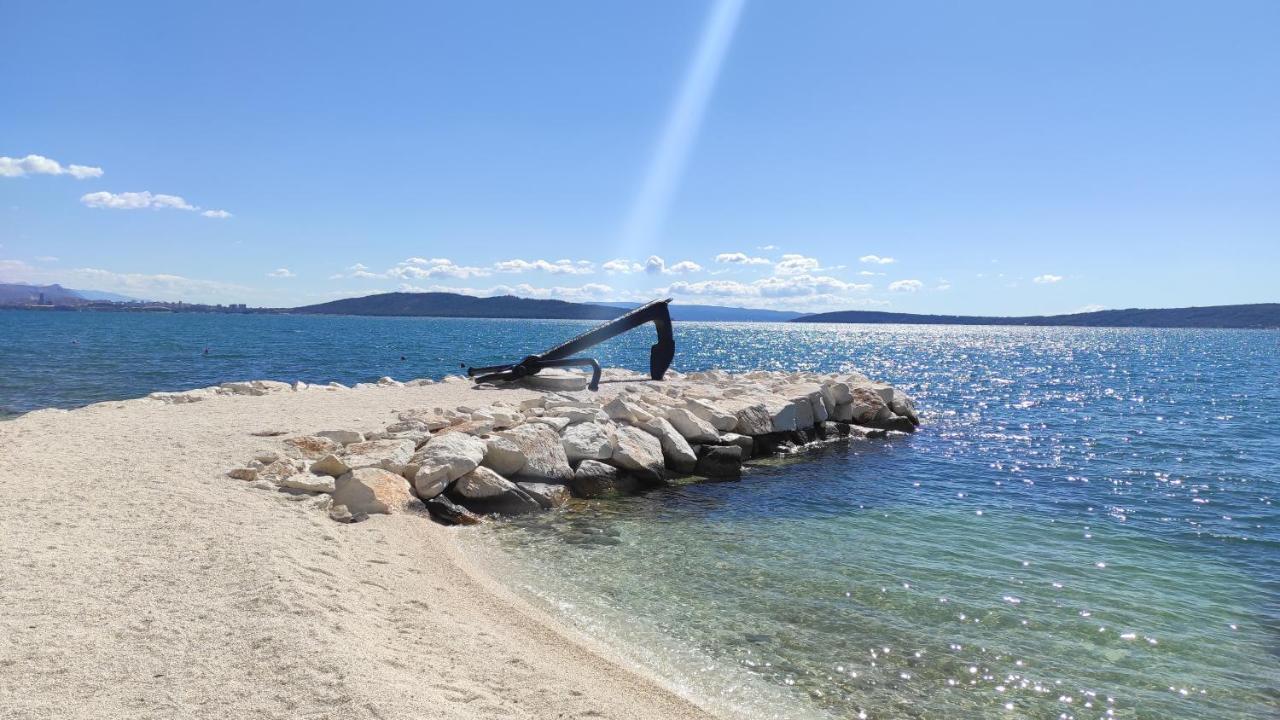 Apartman Iva Apartment Kastela Bagian luar foto