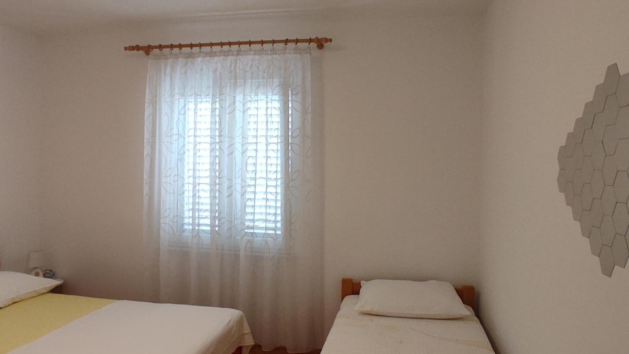 Apartman Iva Apartment Kastela Bagian luar foto