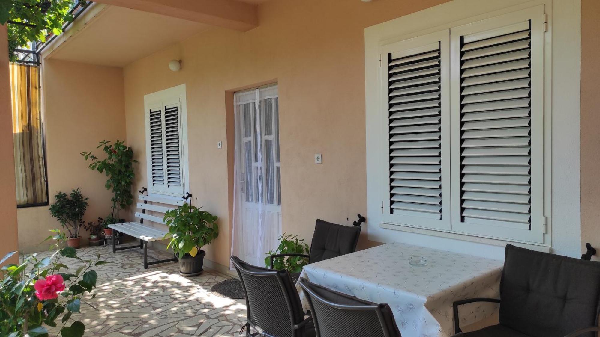Apartman Iva Apartment Kastela Bagian luar foto
